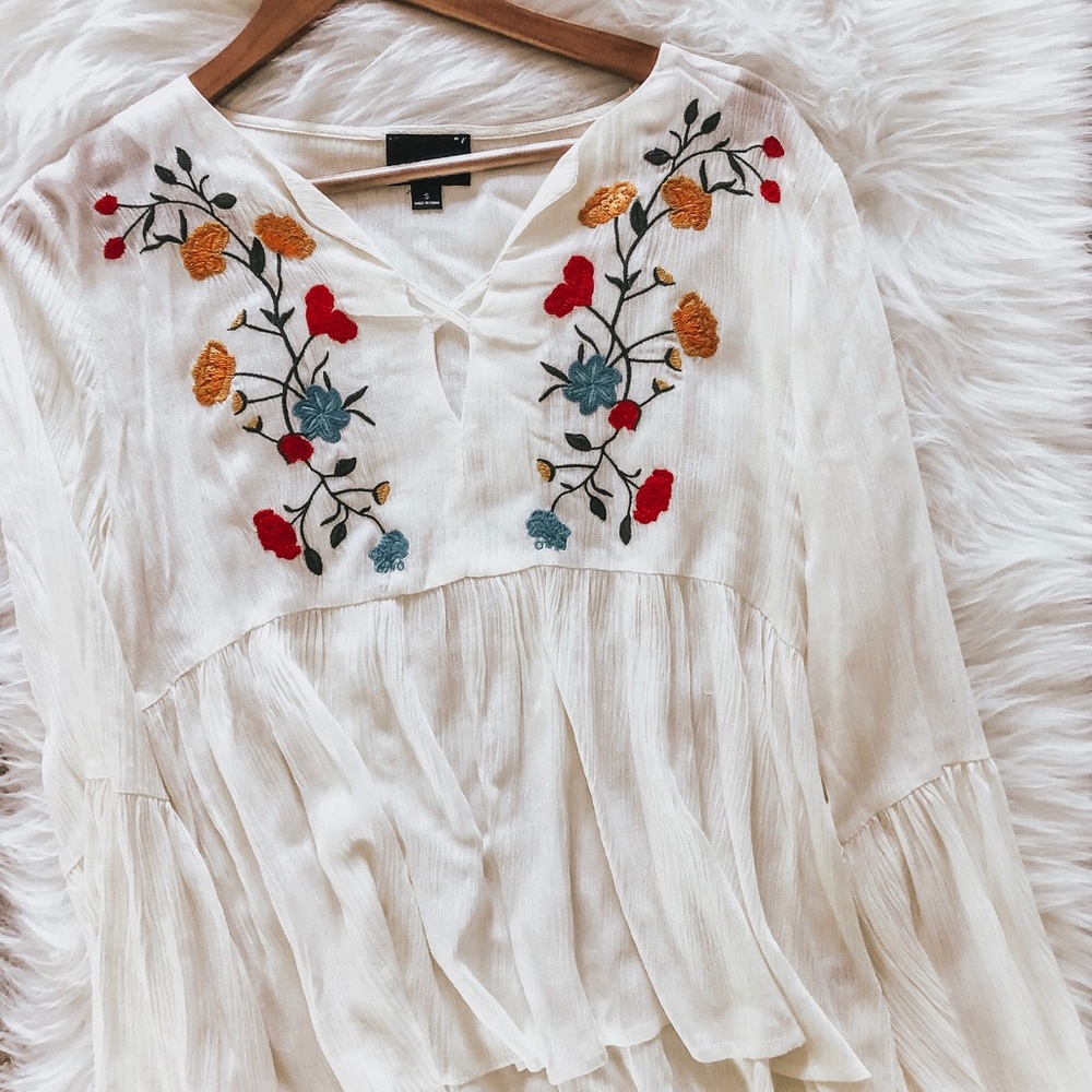 White floral embroidered Babydoll bell sleeve top